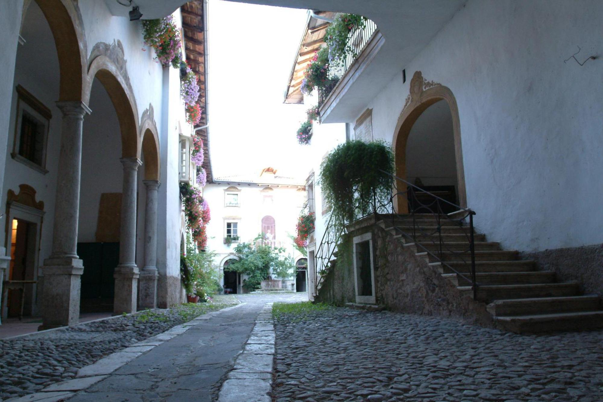 Villa Bertagnolli - Locanda Del Bel Sorriso Trento Eksteriør bilde